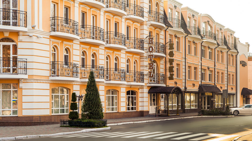 Premier Hotel Palazzo Poltawa Exterior foto